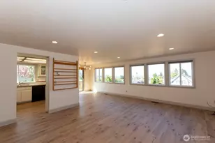 1127 E 6th St, Port Angeles, WA 98362 - Photo 9