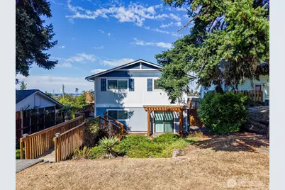 1127 E 6th Street, Port Angeles, WA 98362 - Photo 3