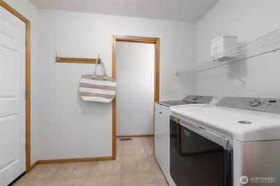 1182 Decatur Circle, Burlington, WA 98233 - Photo 13
