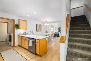 1182 Decatur Cir, Burlington, WA 98233 - Photo 5