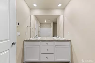 17537 110th Avenue E #D, Puyallup, WA 98374 - Photo 15