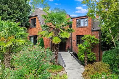 6238 25th Avenue NE, Seattle, WA 98115 - Photo 1