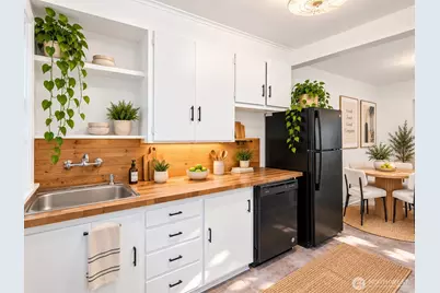 1768 Alki Avenue SW, Seattle, WA 98116 - Photo 23