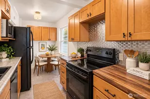 1768 Alki Ave SW, Seattle, WA 98116 - Photo 7