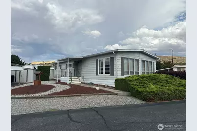 3655 NW Cascade Ave Avenue #15, East Wenatchee, WA 98802 - Photo 1