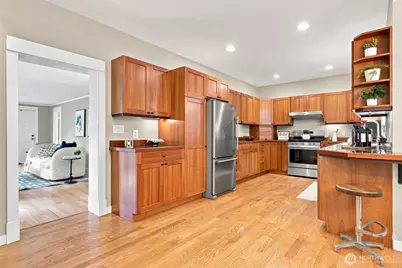 2110 N 86th Street, Seattle, WA 98103 - Photo 11
