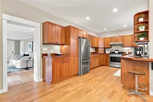 2110 N 86th St, Seattle, WA 98103 - Photo 11