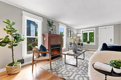 2110 N 86th Street, Seattle, WA 98103 - Photo 3