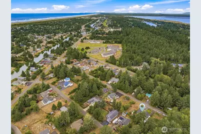 409 Snahapish Avenue SE, Ocean Shores, WA 98569 - Photo 23