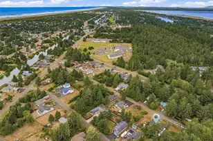409 Snahapish Ave SE, Ocean Shores, WA 98569 - Photo 23