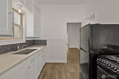 6620 Carleton Avenue S, Seattle, WA 98108 - Photo 17