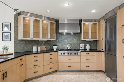 4290 Shoreclub Drive, Mercer Island, WA 98040 - Photo 25
