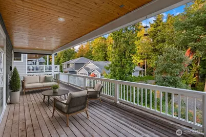 614 Landmark Court NE, Bainbridge Island, WA 98110 - Photo 35