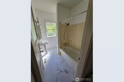 3456 23rd Avenue W, Seattle, WA 98199 - Photo 11