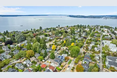 1921 44th Avenue SW, Seattle, WA 98116 - Photo 25