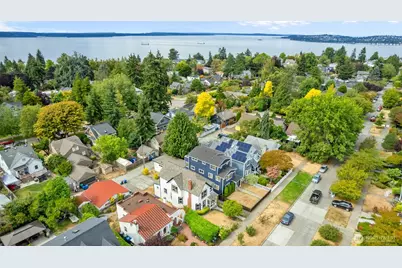 1921 44th Avenue SW, Seattle, WA 98116 - Photo 27