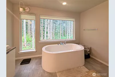 24033 Lily Pl SE, Black Diamond, WA 98010 - Photo 23