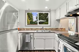 4048 Debbie Ct SE, Olympia, WA 98501 - Photo 9