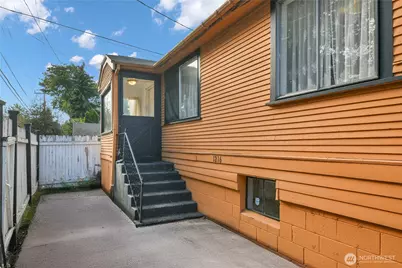 1216 N 103rd Street, Seattle, WA 98133 - Photo 1