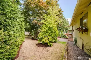 735 NW Firglade Dr, Bremerton, WA 98311 - Photo 29