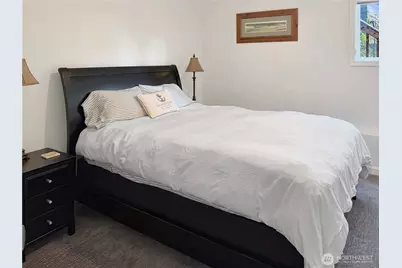 1162 Grow Avenue NW, Bainbridge Island, WA 98110 - Photo 5