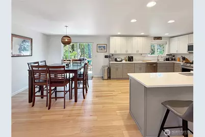 1162 Grow Avenue NW, Bainbridge Island, WA 98110 - Photo 3
