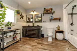 204 SE 2nd St, Rainier, WA 98576 - Photo 37