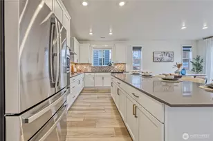 5021 87th Dr NE, Marysville, WA 98270 - Photo 9