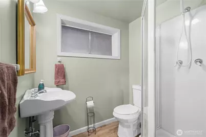 1216 Dayton Ave NE, Renton, WA 98056 - Photo 21