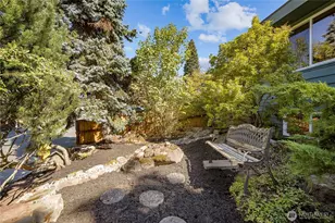 1216 Dayton Ave NE, Renton, WA 98056 - Photo 5