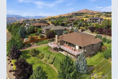 905 Golden Crest Drive, Wenatchee, WA 98801 - Photo 7