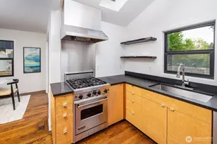 12054 20th Ave NE, Seattle, WA 98125 - Photo 13