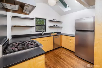 12054 20th Avenue NE, Seattle, WA 98125 - Photo 11