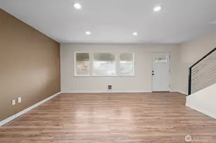 13315 Valley Ave E, Sumner, WA 98390 - Photo 11