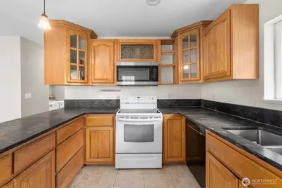13315 Valley Avenue E, Sumner, WA 98390 - Photo 13