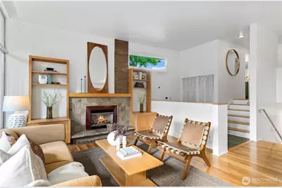 8504 43rd Avenue NE, Seattle, WA 98115 - Photo 3