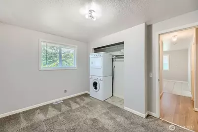 9253 3rd Avenue NW, Seattle, WA 98133 - Photo 7