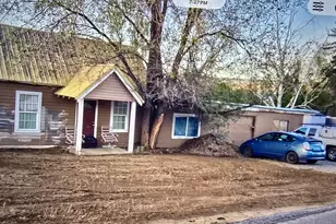 1322 Fourth St, Wenatchee, WA 98801 - Photo 3