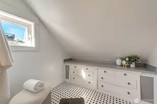 1625 3rd Ave W, Seattle, WA 98119 - Photo 29
