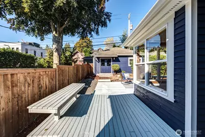 1625 3rd Avenue W, Seattle, WA 98119 - Photo 37