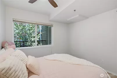 7912 170th Avenue NE #204, Redmond, WA 98052 - Photo 15