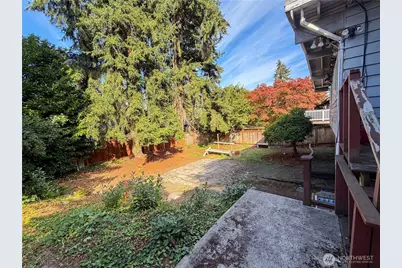 16042 SE 10th Street, Bellevue, WA 98008 - Photo 5