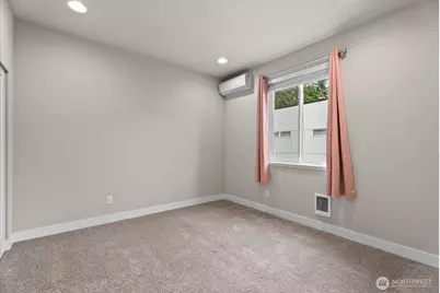 1022 124th Court NE #E4, Bellevue, WA 98005 - Photo 19