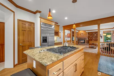 14222 SE 90th Street, Newcastle, WA 98059 - Photo 11