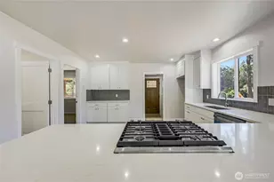 1261 18th St, Port Townsend, WA 98368 - Photo 11