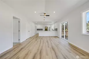 1261 18th St, Port Townsend, WA 98368 - Photo 7