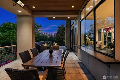 9632 Lake Washington Boulevard NE, Bellevue, WA 98004 - Photo 11