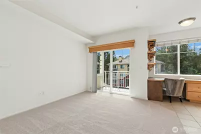 517 225th Lane NE #E202, Sammamish, WA 98074 - Photo 5