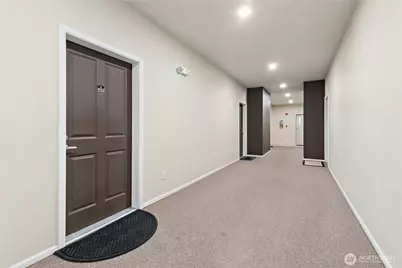 517 225th Lane NE #E202, Sammamish, WA 98074 - Photo 3