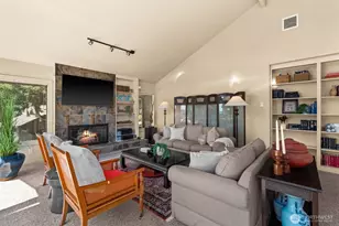 2023 Narrows View Cir NW, Gig Harbor, WA 98335 - Photo 7